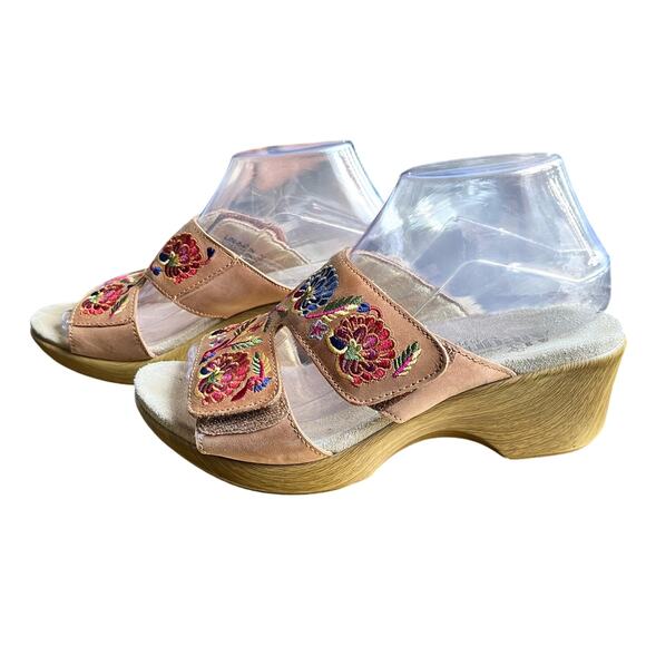 Alegria Sandals Wedge Slip On Size 38 8 8.5 Brown Tan Floral Embroidery Leather - Picture 1 of 7